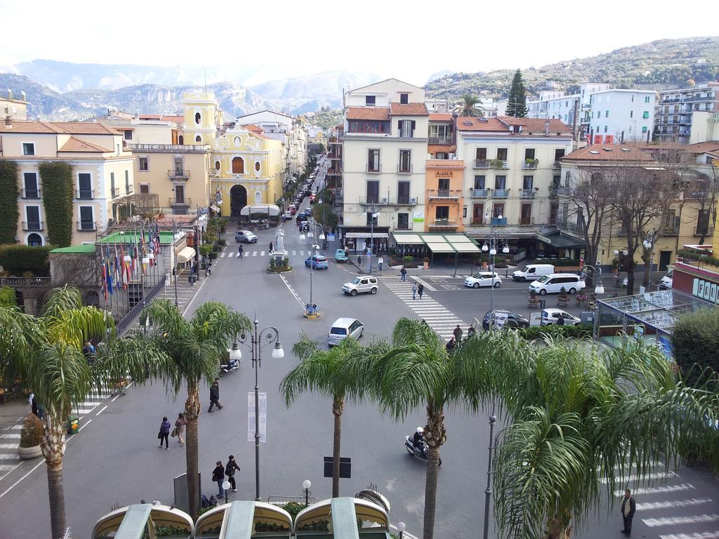 Hotel La Casa Dell'Orologio - Main Square Península Sorrentina Exterior foto